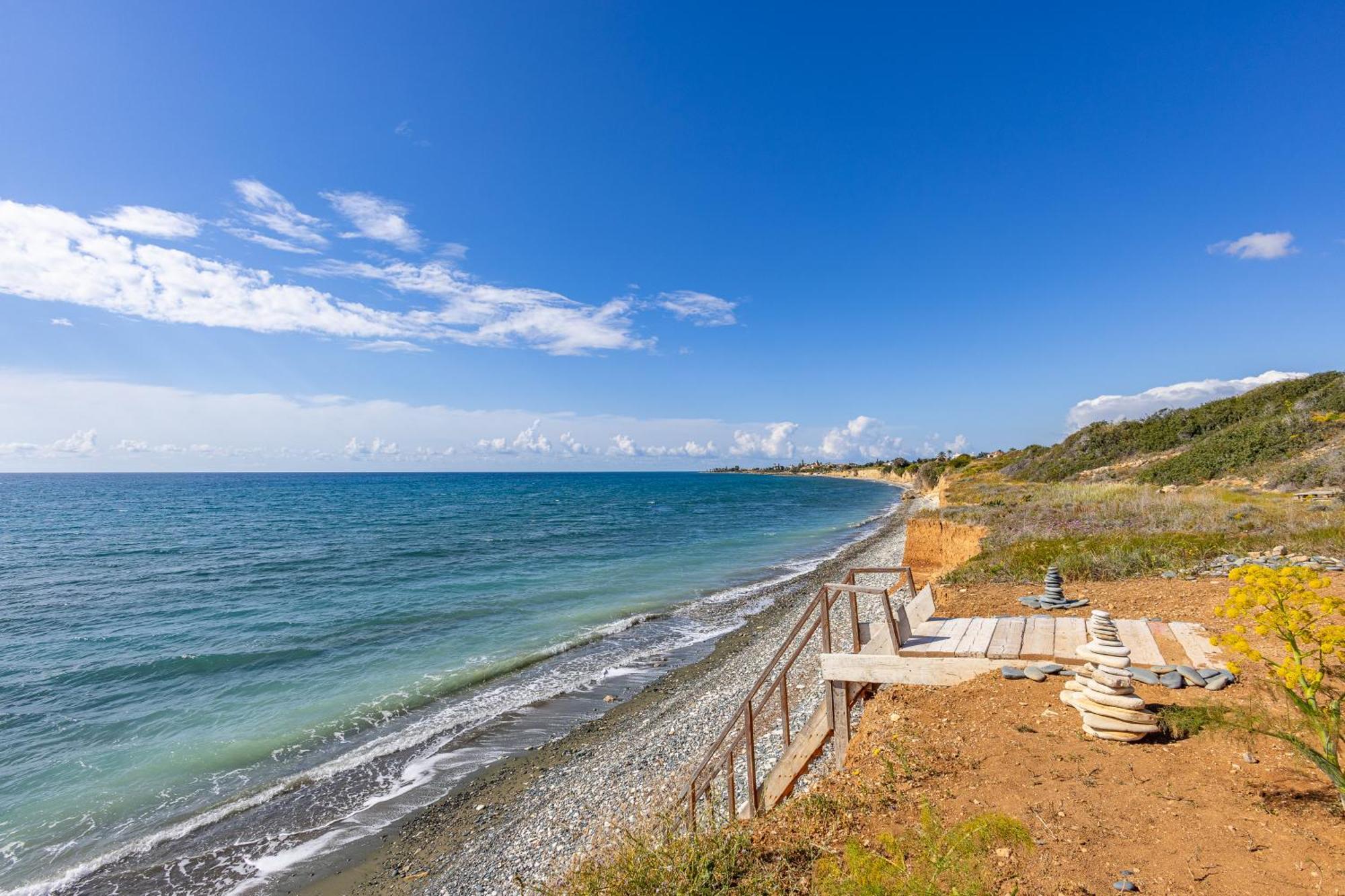 Villa Chrysta Agios Theodoros エクステリア 写真